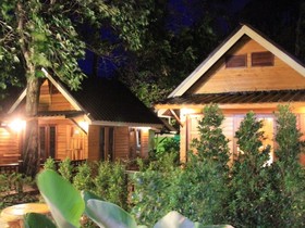 Poohbar Resort & Lotusdive