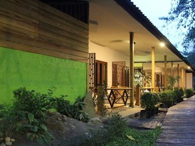 Poohbar Resort & Lotusdive