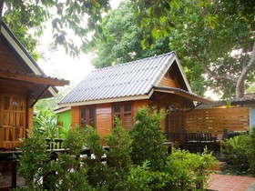 Poohbar Resort & Lotusdive