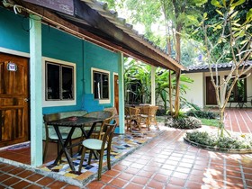 Poohbar Resort & Lotusdive