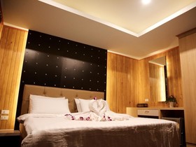 Poohbar Resort & Lotusdive
