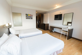 Sinkiat Buri Hotel