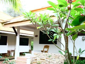 Pakmeng Resort