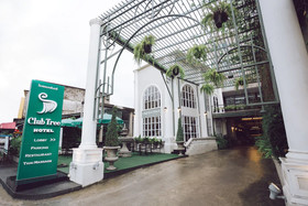 Club Tree Hotel