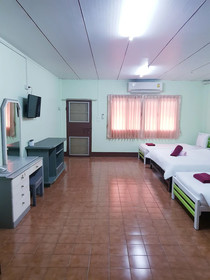 JR Guest House