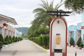 Lake View Resort