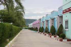 Lake View Resort