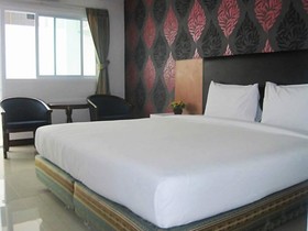 Orange Grand Hotel
