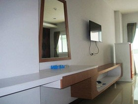 Orange Grand Hotel