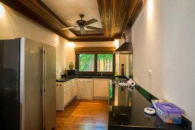 Baan Banburee