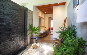 Eranda Pool Spa Villa