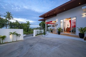 Eranda Pool Spa Villa
