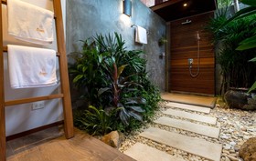 Eranda Pool Spa Villa