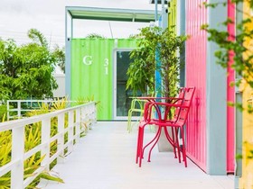 Hip Box 26 Boutique Resort