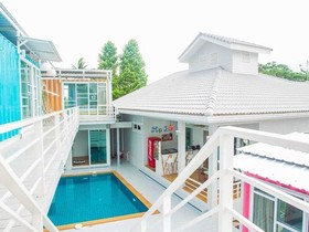 Hip Box 26 Boutique Resort