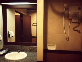Nipa Garden Hotel