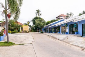 Oyo 929 100 Boutique Hotel