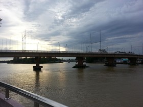 See View Riverside Hotel