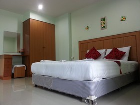 See View Riverside Hotel