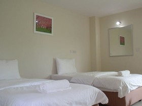 Yamjan Place