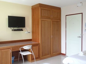 Yamjan Place