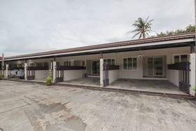 OYO 75331 Hareeya Hotel