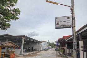 OYO 75331 Hareeya Hotel