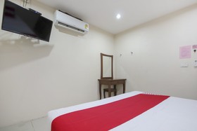 OYO 75331 Hareeya Hotel