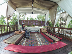 Tharadol Beach Resort