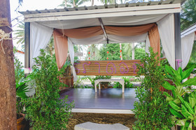 Tharadol Beach Resort