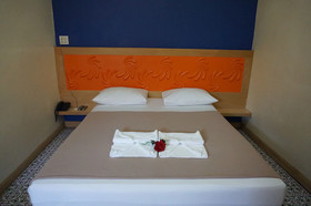 The Loom Resort Thung Song