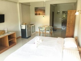 Baan Bangrak Residence