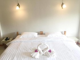 Baan Bangrak Residence