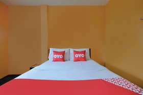 OYO 588 Rose In Mansion