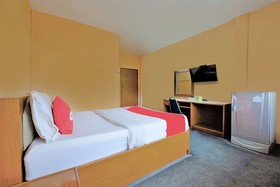 OYO 588 Rose In Mansion