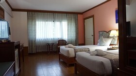 Wattana Park Hotel
