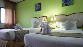 Wattana Park Hotel