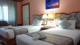 Wattana Park Hotel
