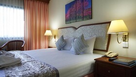 Wattana Park Hotel