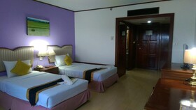 Wattana Park Hotel