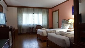 Wattana Park Hotel