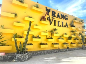 Trang Oasis Waterpark Hotel