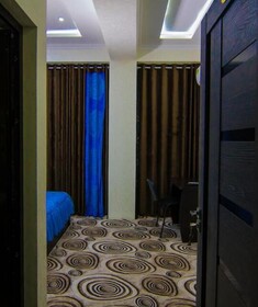 Hotel Buston