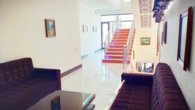 Hotel Buston