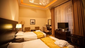 Twins Hotel