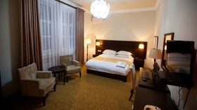 Twins Hotel