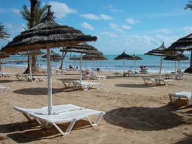 Hari Club Beach Resort