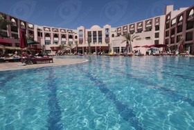 Lella Meriam Hotel & Club