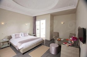 Lella Meriam Hotel & Club