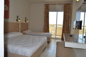 Omar Khayam Hotel